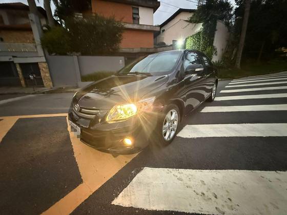 TOYOTA COROLLA 1.8 XEI 16V FLEX 4P AUTOMÁTICO TOYOTA COROLLA 1.8 XEI 16V FLEX 4P AUTOMÁTICO